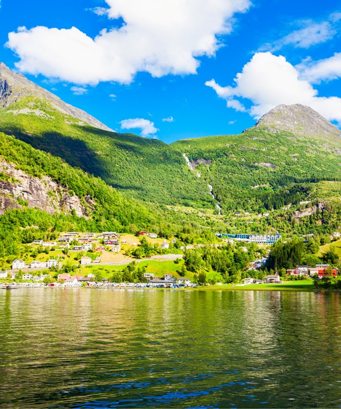 Norve� Fiyortlar�: Mavinin ve Ye�ilin Dans�