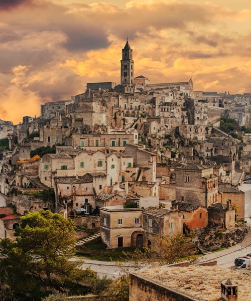 Ylbanda Gastronomi ve Doa Harikas Puglia